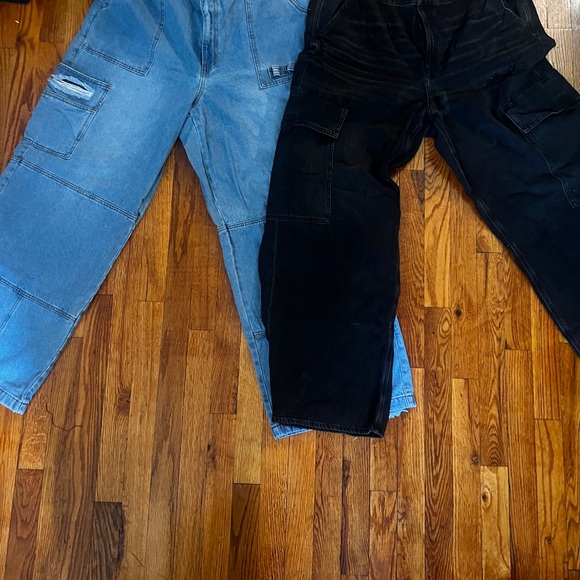 Jeans and Pants Bundle Never Been Worn - Picture 2 of 9